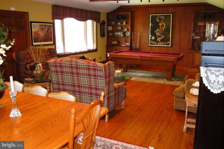 4211 Manorview Road Glen Arm, MD 21057 - Photo 10 of 30 Family Room