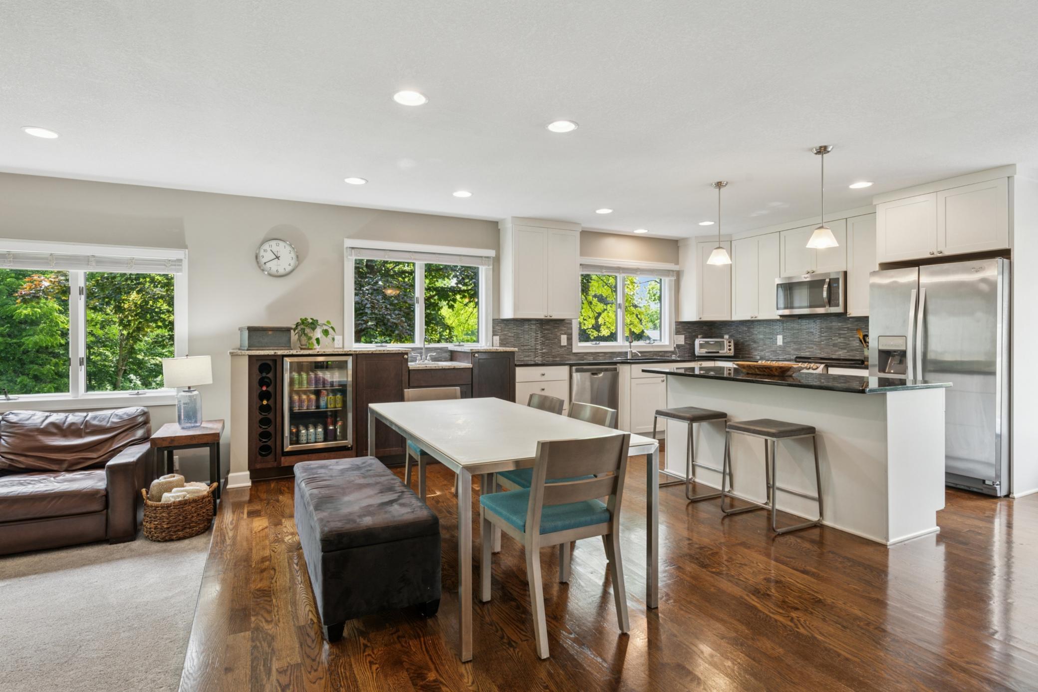10525 Rich Road Bloomington, MN 55437 - Photo 12 of 47 Gallery Image 12