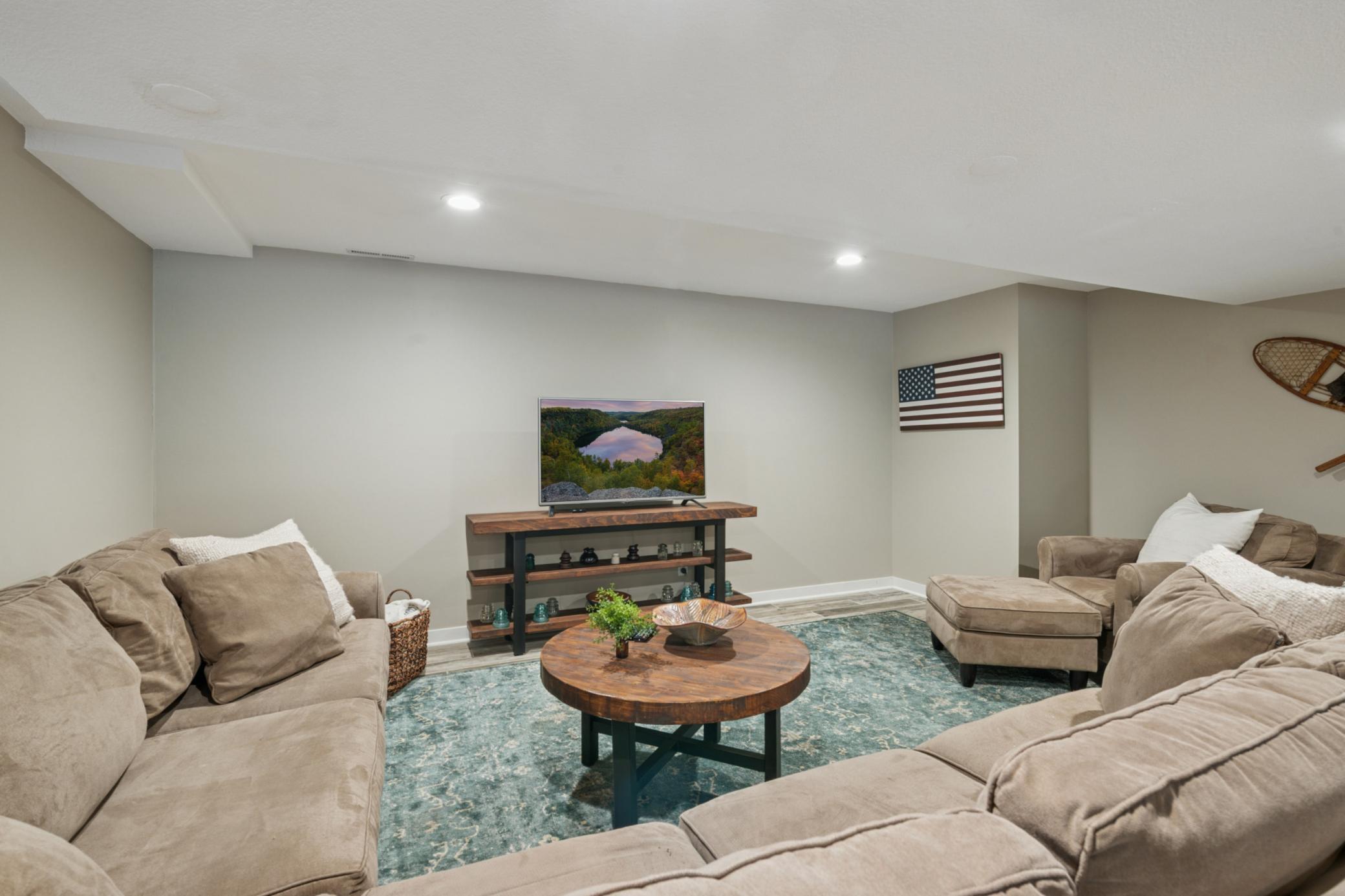 10525 Rich Road Bloomington, MN 55437 - Photo 33 of 47 Gallery Image 33