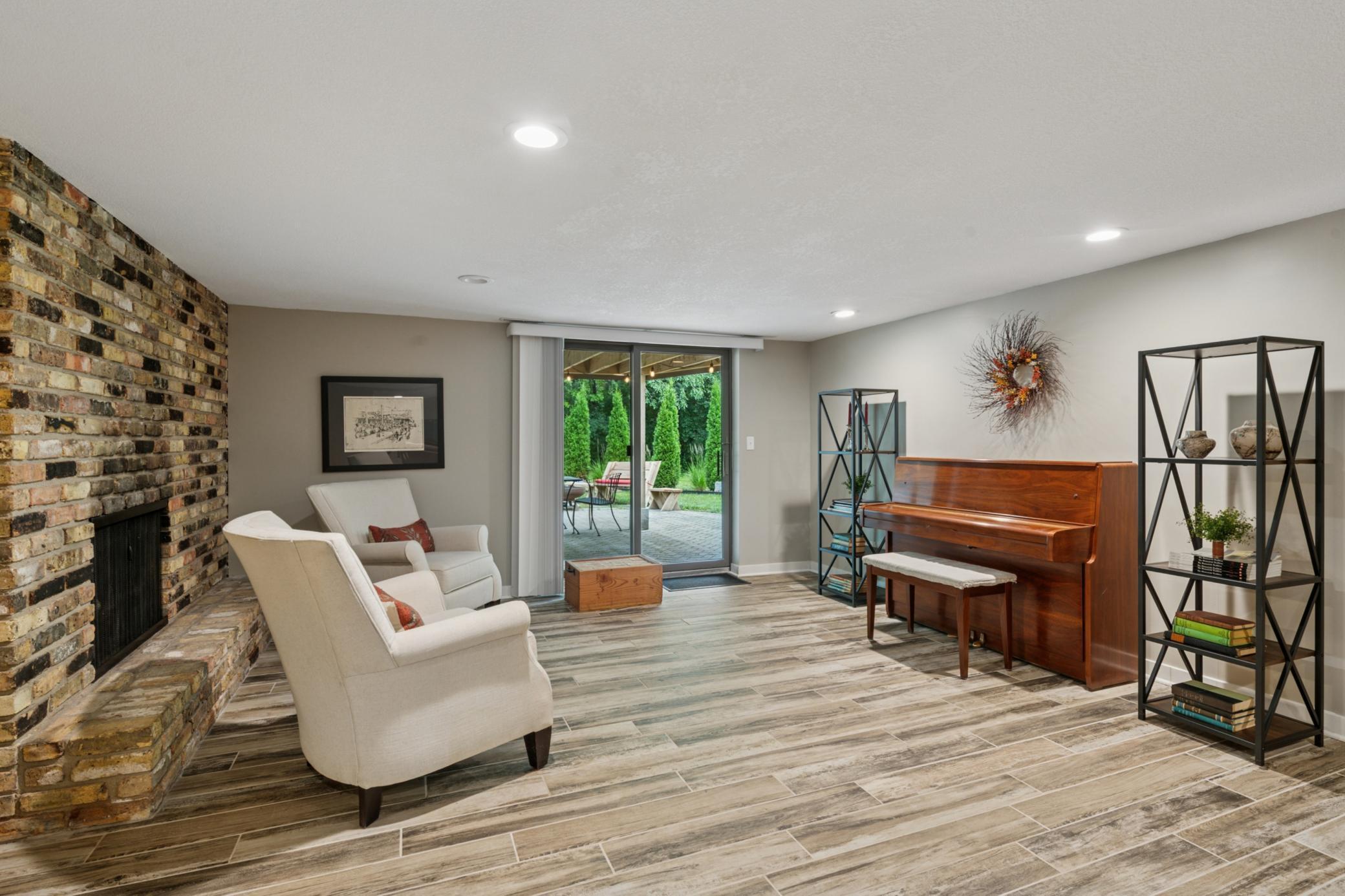 10525 Rich Road Bloomington, MN 55437 - Photo 36 of 47 Gallery Image 36