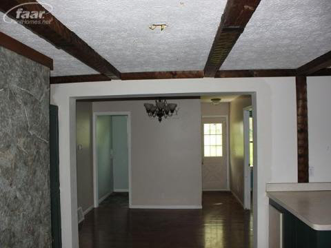2481 North Irish Road Davison, MI 48423 - Photo 15 of 27 20145159-14.JPG