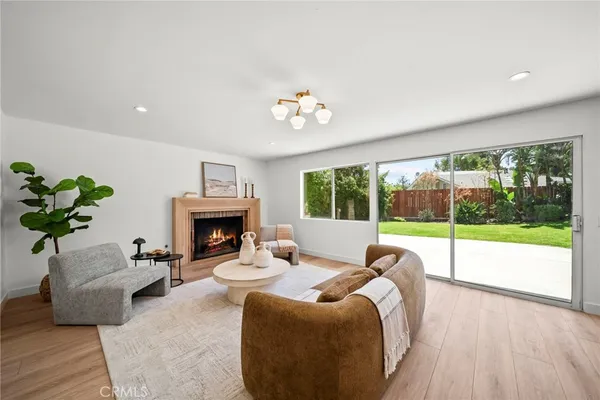 $1,400,000 | 11743 Pala Mesa Drive, Porter Ranch, CA 91326