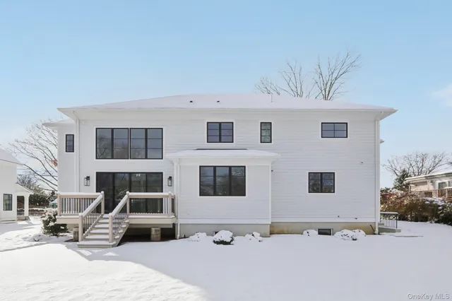 $1,999,995 | 39 Potters Lane, New Rochelle, NY 10805