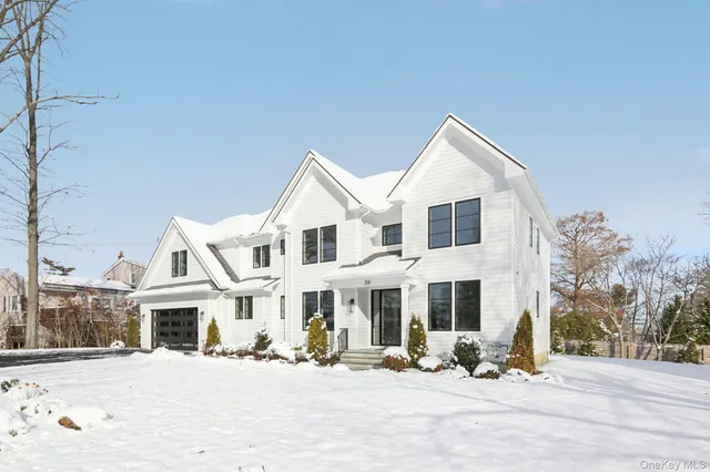 $1,999,995 | 39 Potters Lane, New Rochelle, NY 10805