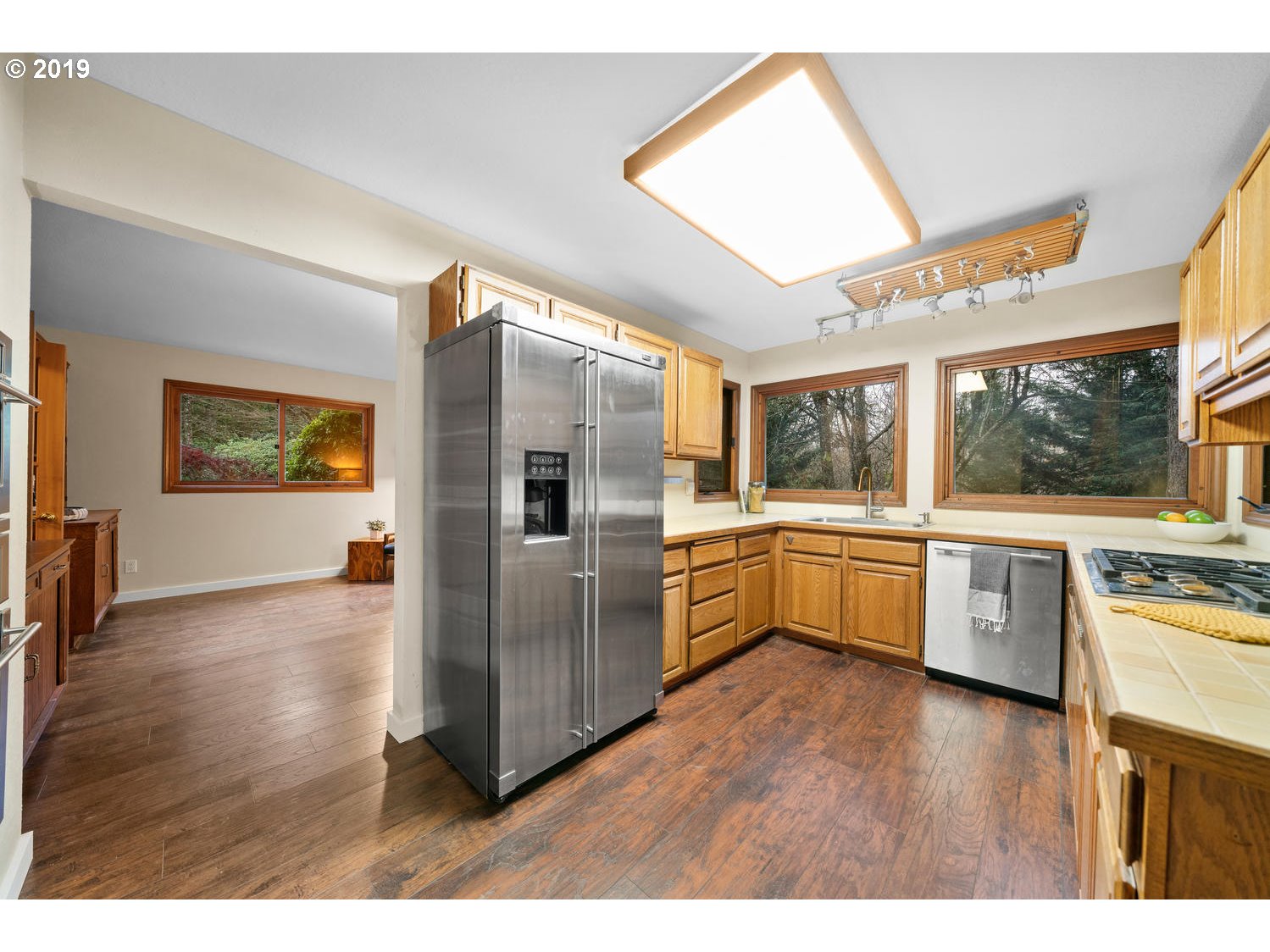 435 Southwest 70th Terrace Portland, OR 97225 - Photo 8 of 25 Gallery Image 8