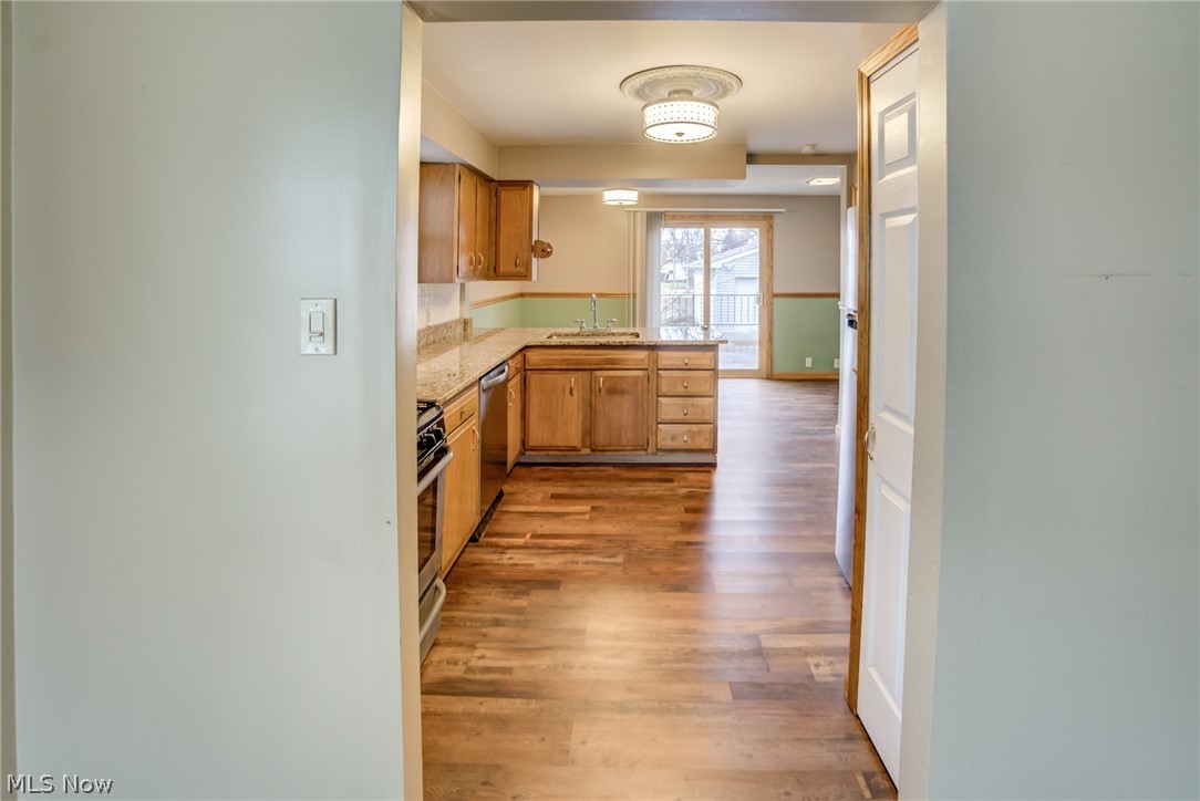 12920 Littleton Road Garfield Heights, OH 44125 - Photo 8 of 24