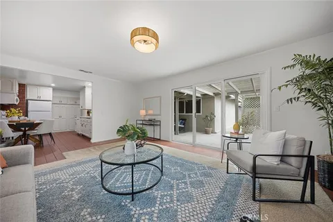 $1,050,000 | 6230 East Pageantry Street, Long Beach, CA 90808