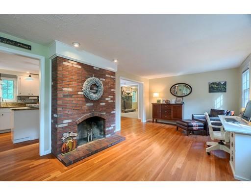 7 Knoll Road Westford, MA 01886 - Photo 9 of 30 Gallery Image 9