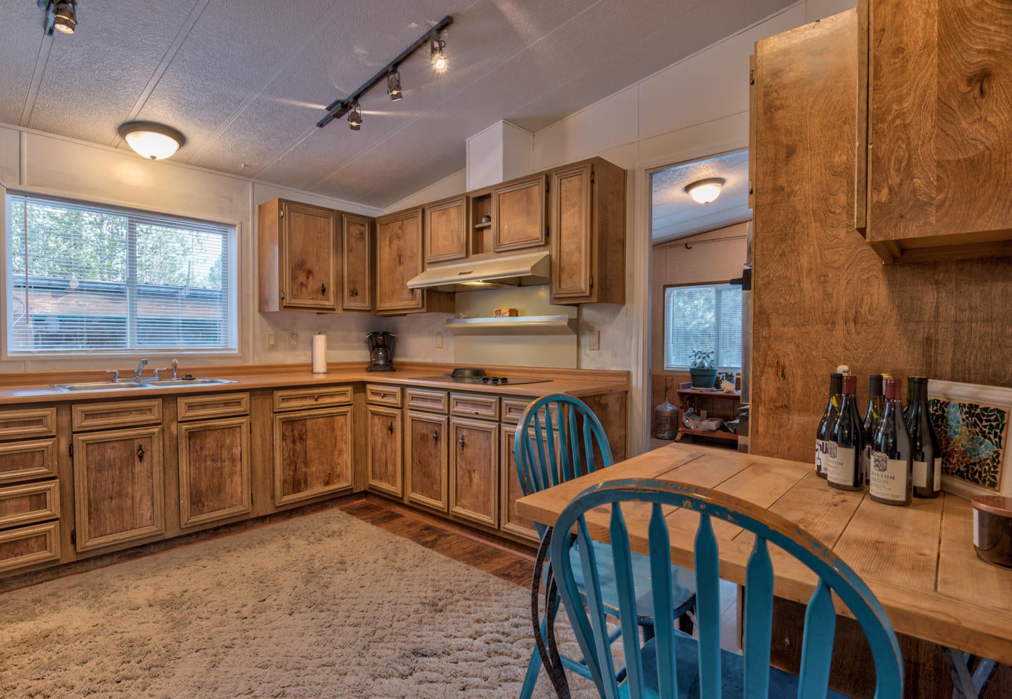 55065 Jackpine Way Bend, OR 97707 - Photo 6 of 32 50565 Jack Pine Way 6