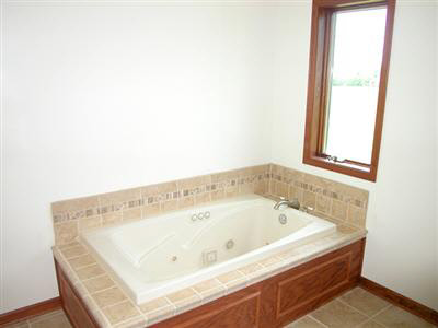 5220 Green Road New Haven, IN 46774 - Photo 14 of 20 Gallery Image 14