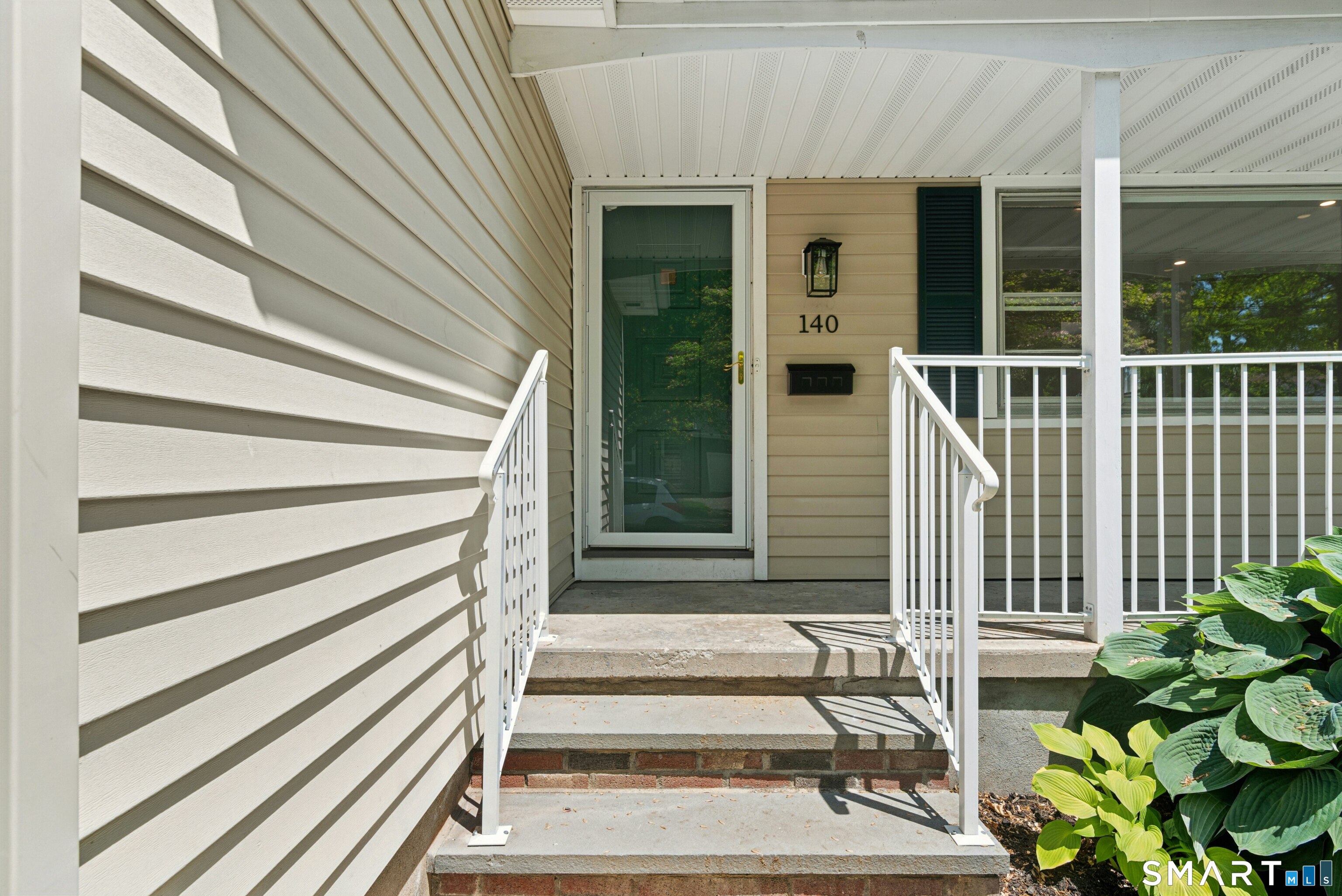140 Spring Street Stratford, CT 06614 - Photo 4 of 28