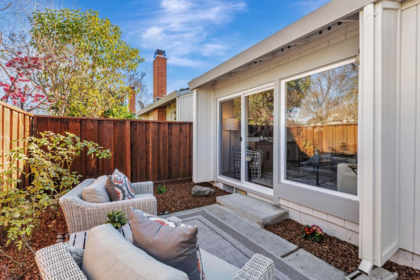 10995 Northseal Square Cupertino, CA 95014 - Photo 10 of 26