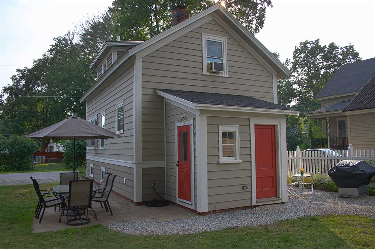 5 Morton Avenue Rochester, NH 03867 - Photo 4 of 27