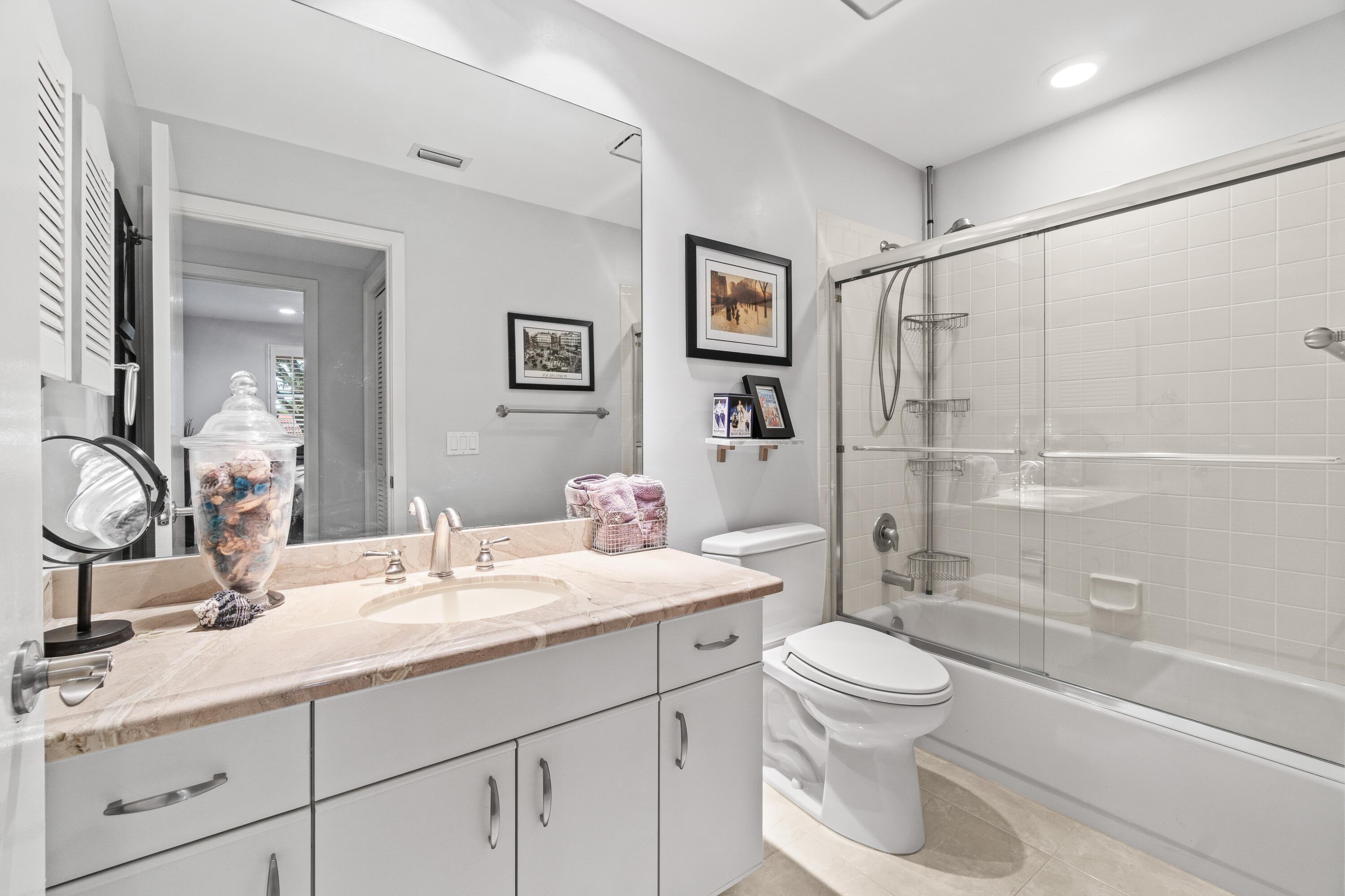 5228 Northwest 22nd Avenue Boca Raton, FL 33496 - Photo 21 of 46 Guest Bathroom