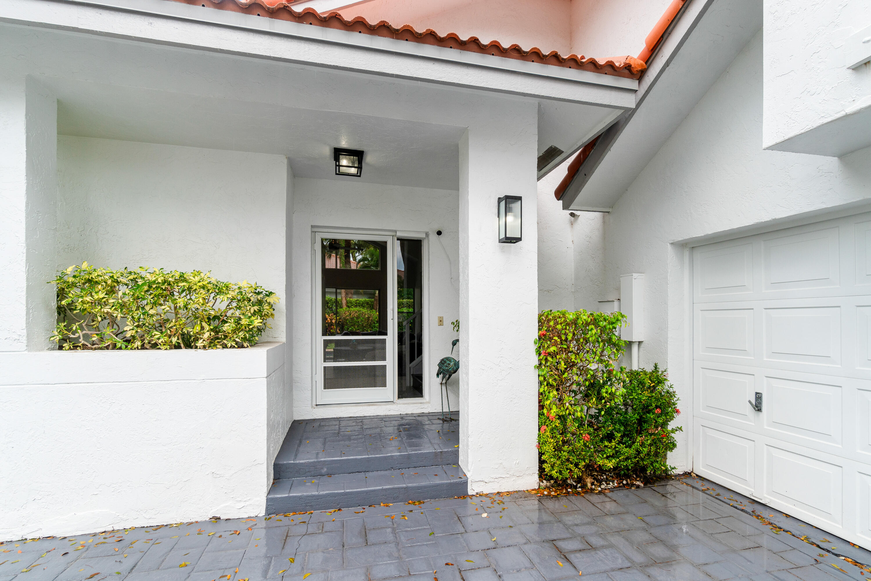 5228 Northwest 22nd Avenue Boca Raton, FL 33496 - Photo 3 of 46 Entry