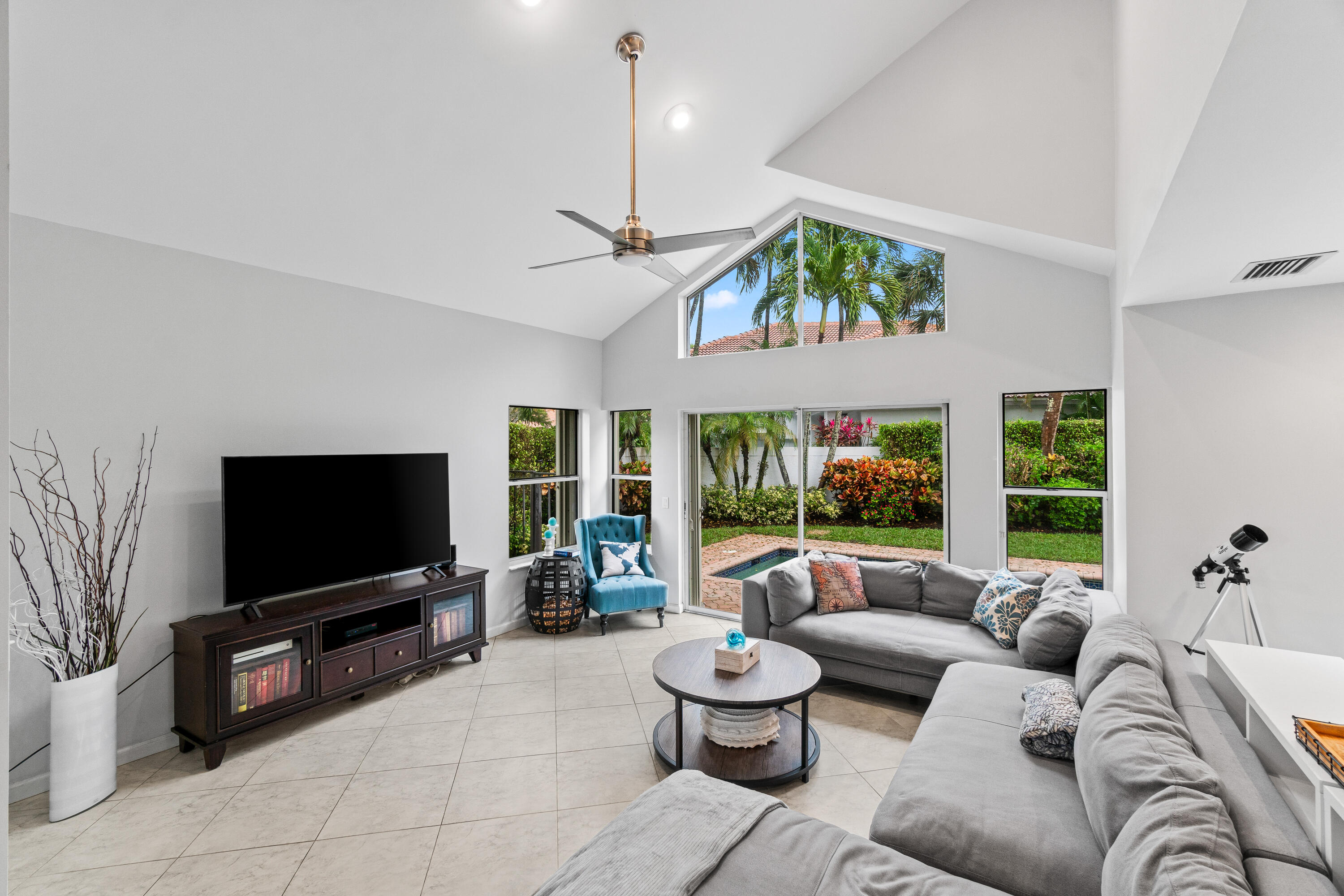 5228 Northwest 22nd Avenue Boca Raton, FL 33496 - Photo 5 of 46 Great Room