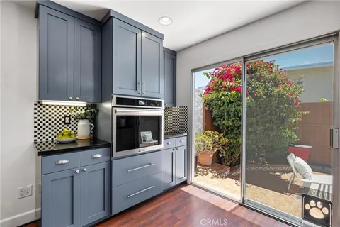 $1,100,000 | 1710 Grant Avenue, Unit 20, Redondo Beach, CA 90278