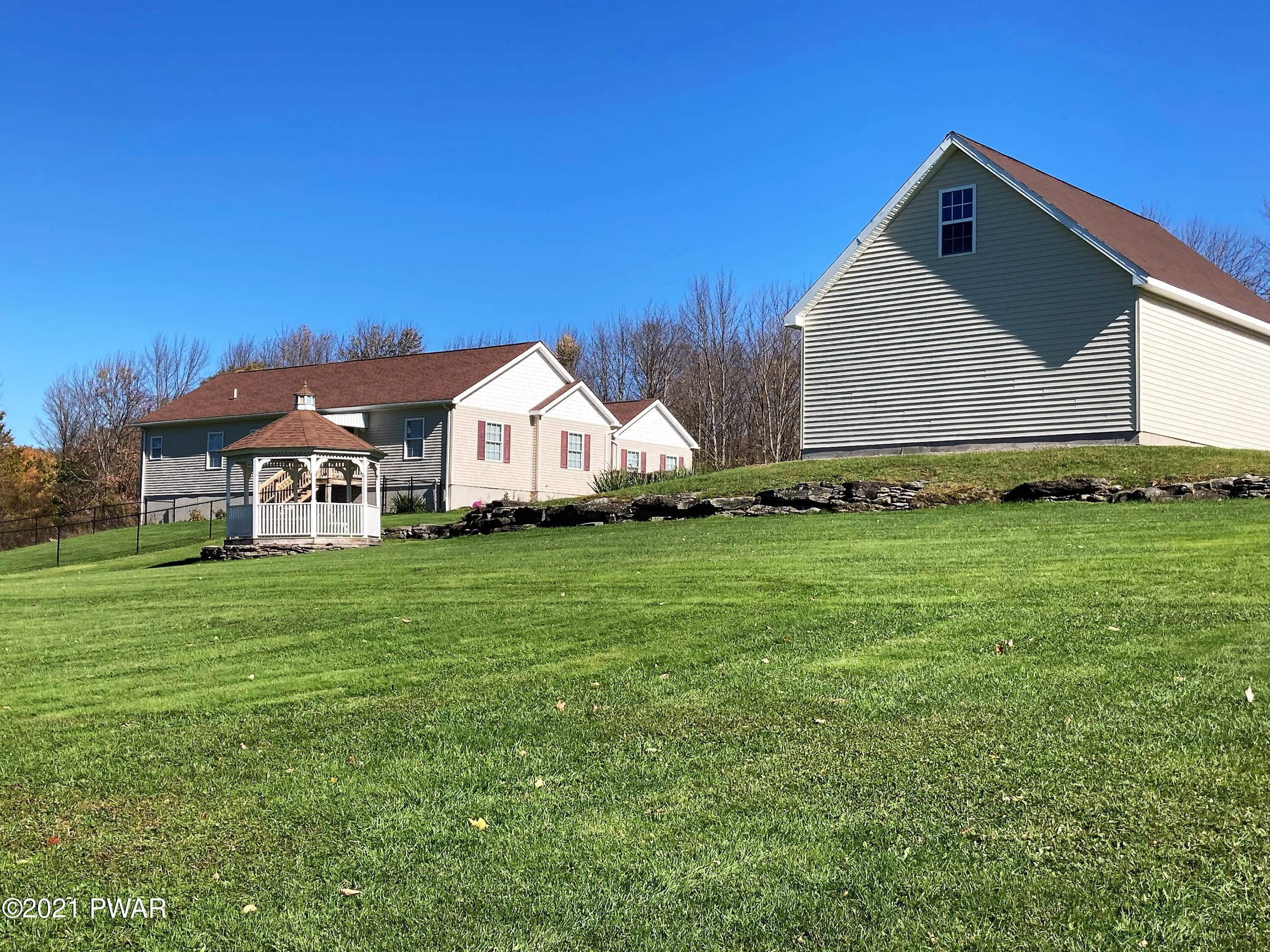 595 Stalker Hill Road Thompson, PA 18465 - Photo 8 of 43