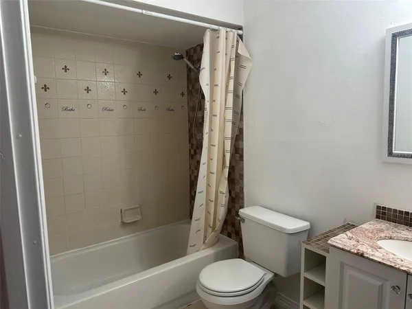 $2,000 | 2358 Harbor Town Drive, Kissimmee, FL 34744