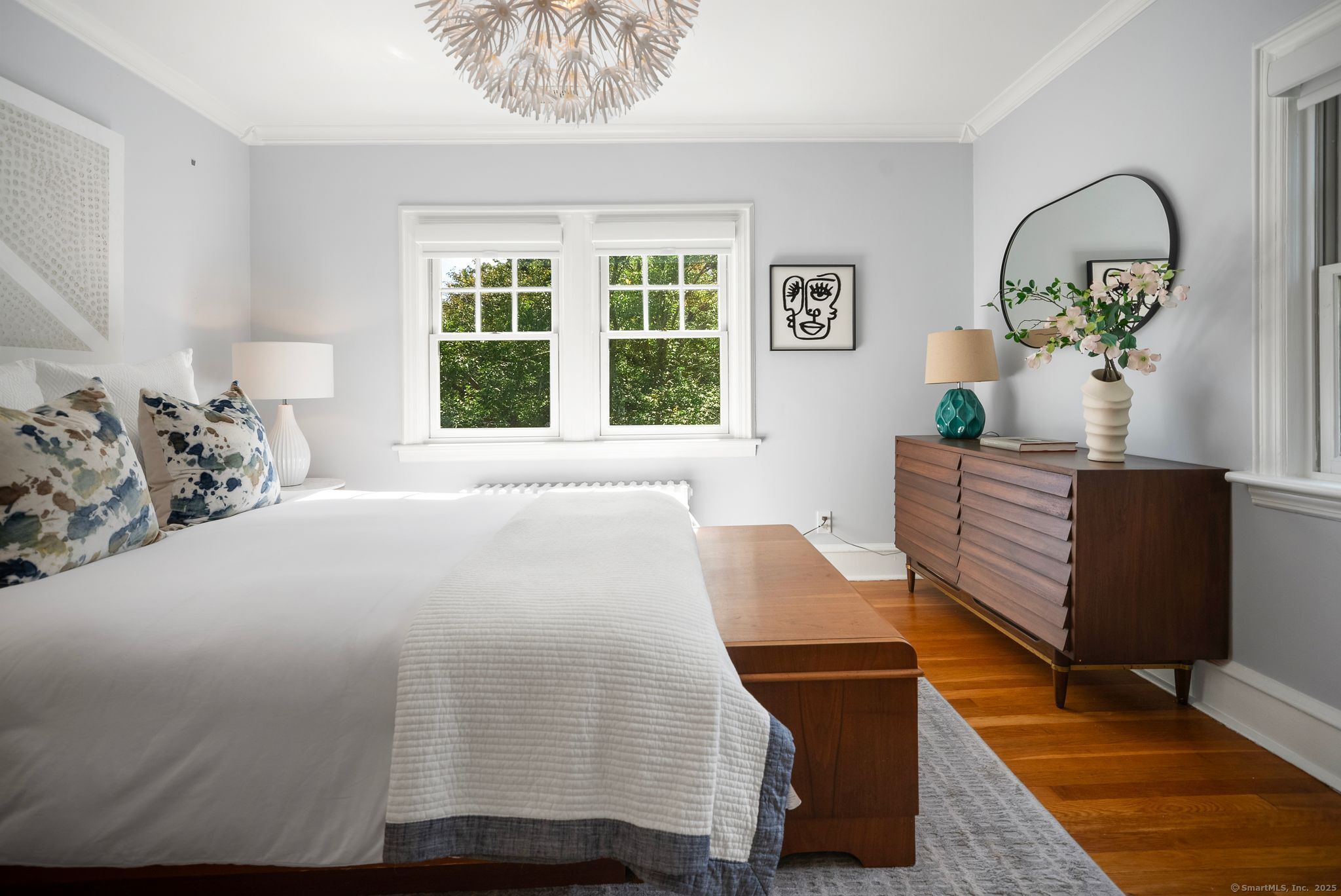 88 Overhill Road Fairfield, CT 06824 - Photo 25 of 37 a bedroom with a bed and window