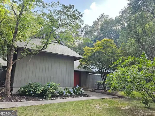 $439,000 | 211 Wendwood Drive, Statesboro, GA 30458