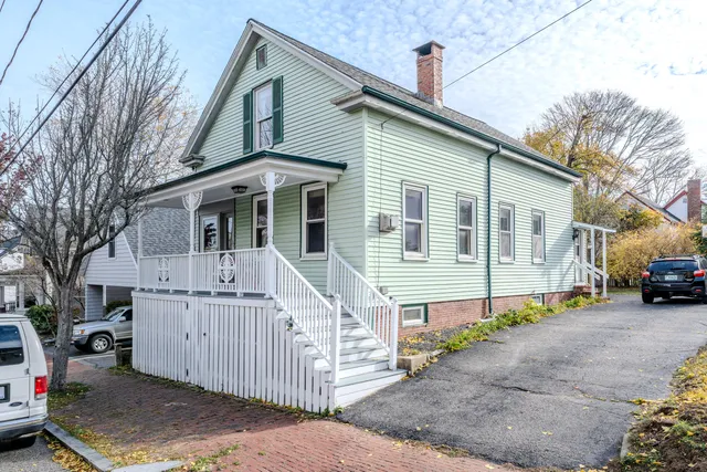 $1,195,000 | 32 Melbourne Street, Portland, ME 04101