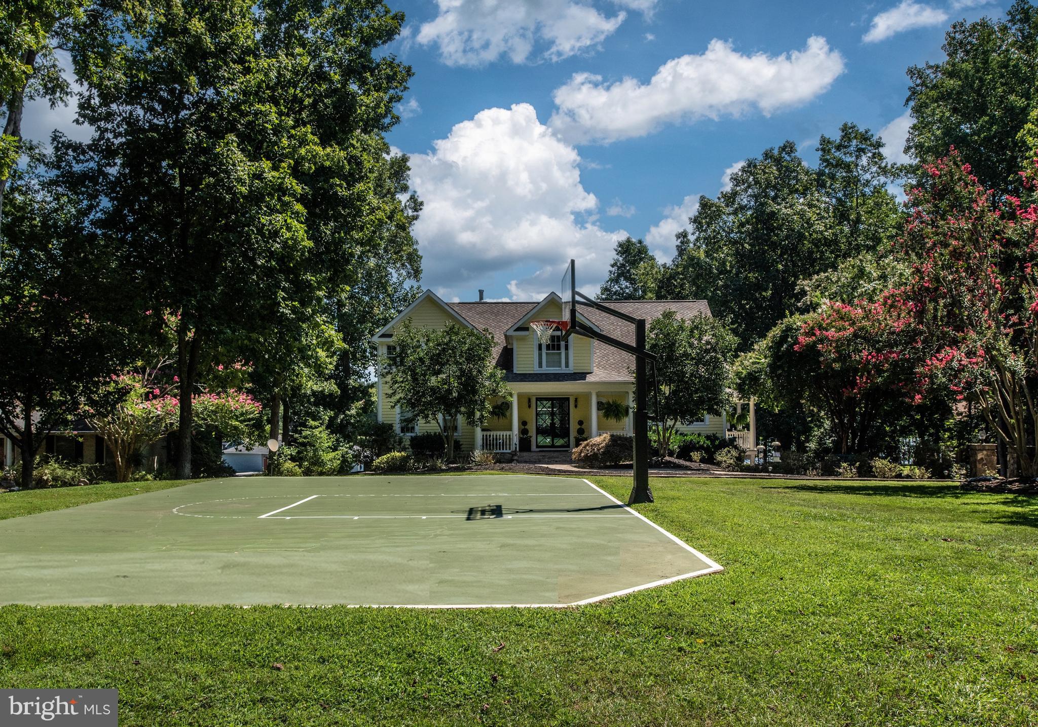 131 Covenant Way Bumpass, VA 23024 - Photo 3 of 104