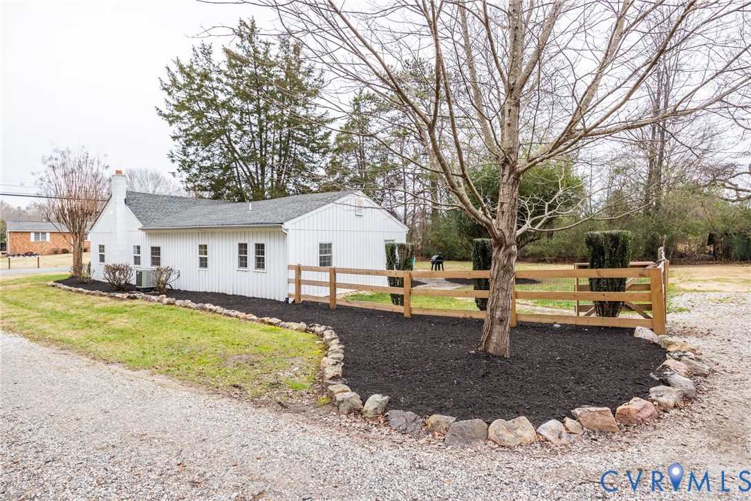 795 Snead Road Manakin-Sabot, VA 23103 - Photo 4 of 31 a view of a house with backyard and sitting area