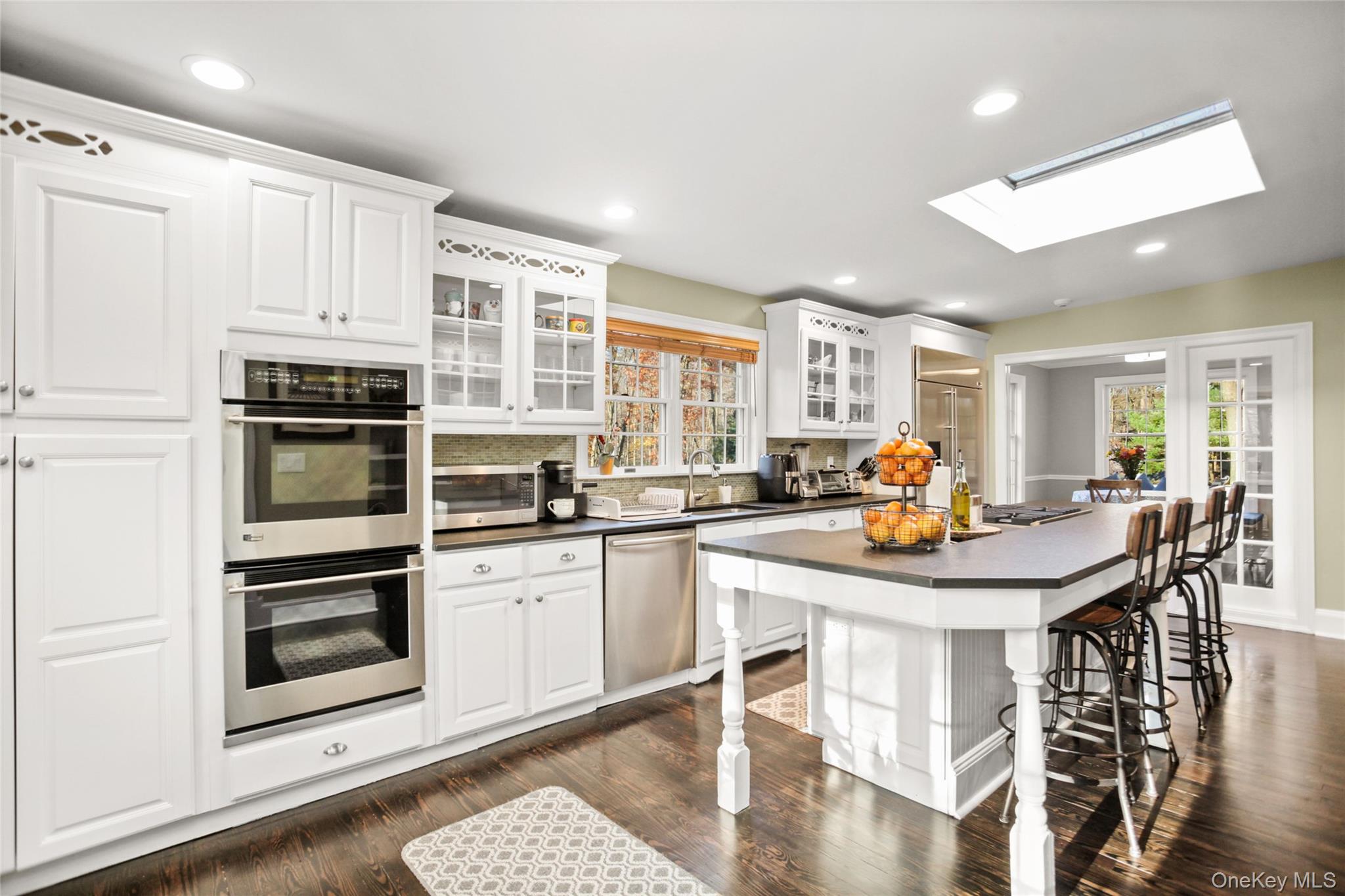 22 Lake Ridge Road Bedford Corners, NY 10549 - Photo 6 of 37 Kitchen with built in ovens