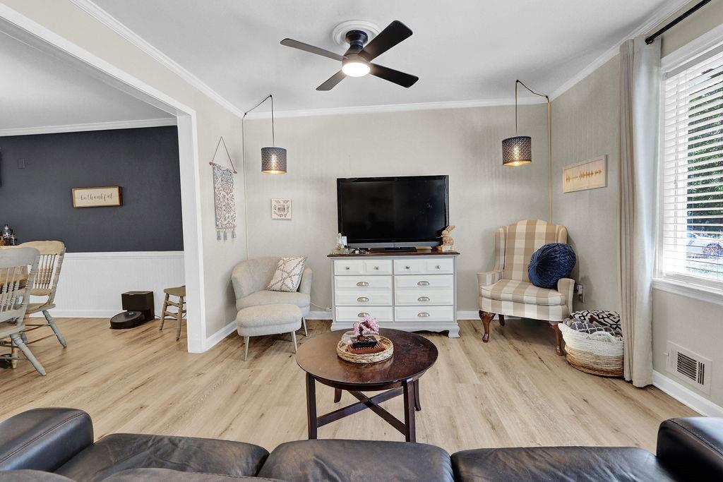 557 Rue Montaigne Stone Mountain, GA 30083 - Photo 9 of 39