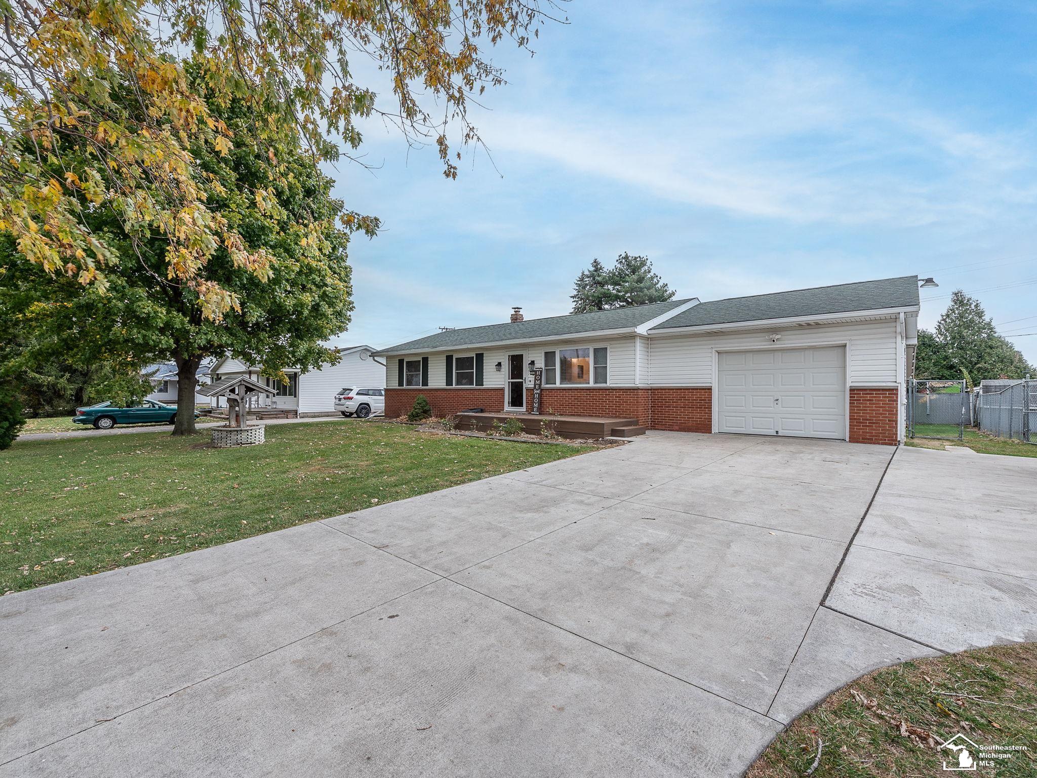 2020 Sheick Road Monroe, MI 48162 - Photo 1 of 34 Gallery Image 1