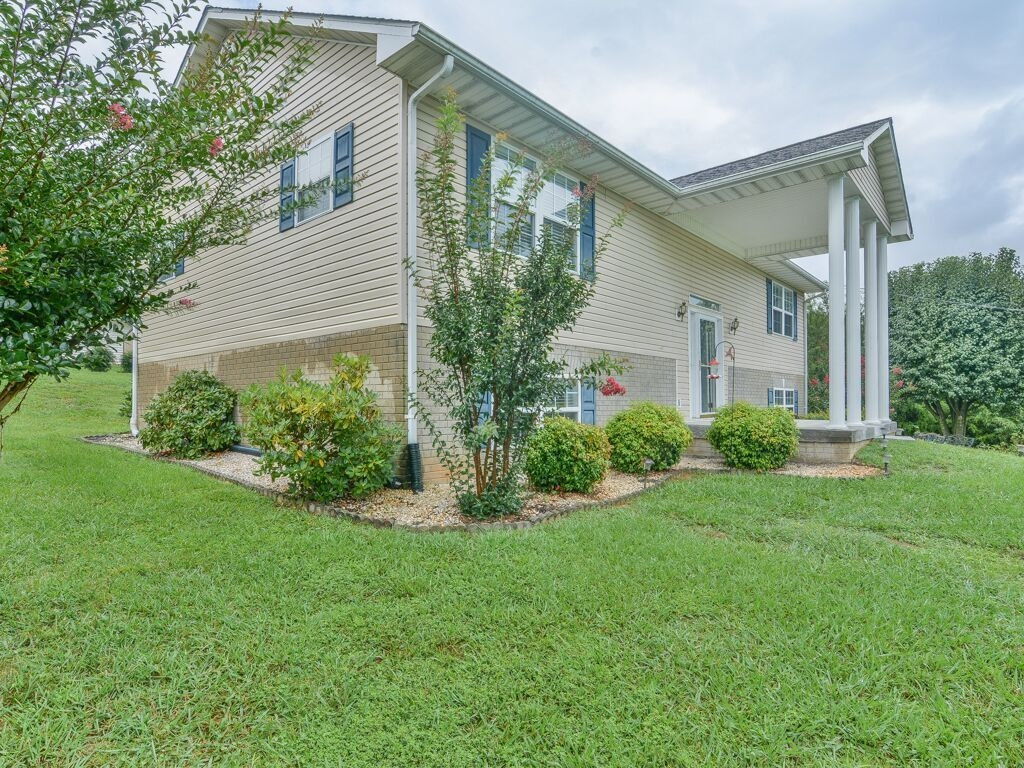 337 Don Carson Road Telford, TN 37690 - Photo 2 of 34 Beautifully Landscaped
