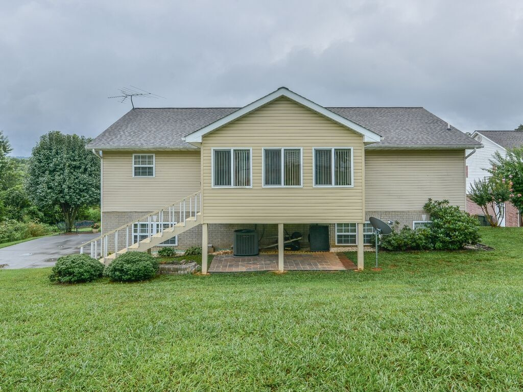 337 Don Carson Road Telford, TN 37690 - Photo 28 of 34 Back of HomeSun room