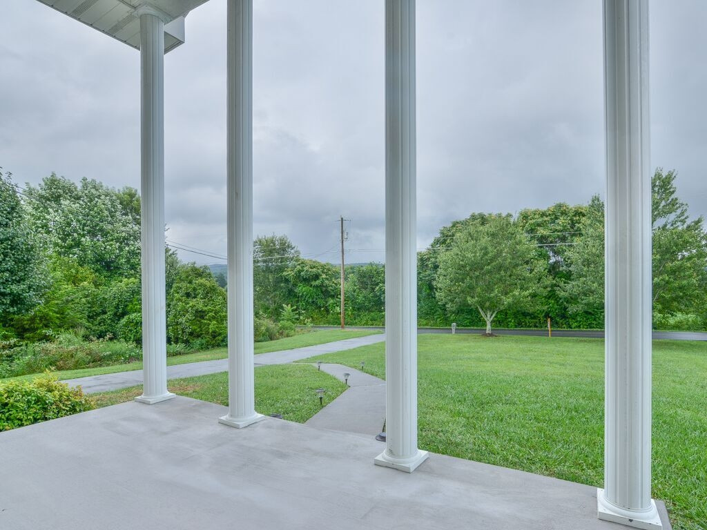 337 Don Carson Road Telford, TN 37690 - Photo 4 of 34 Front Porch Views