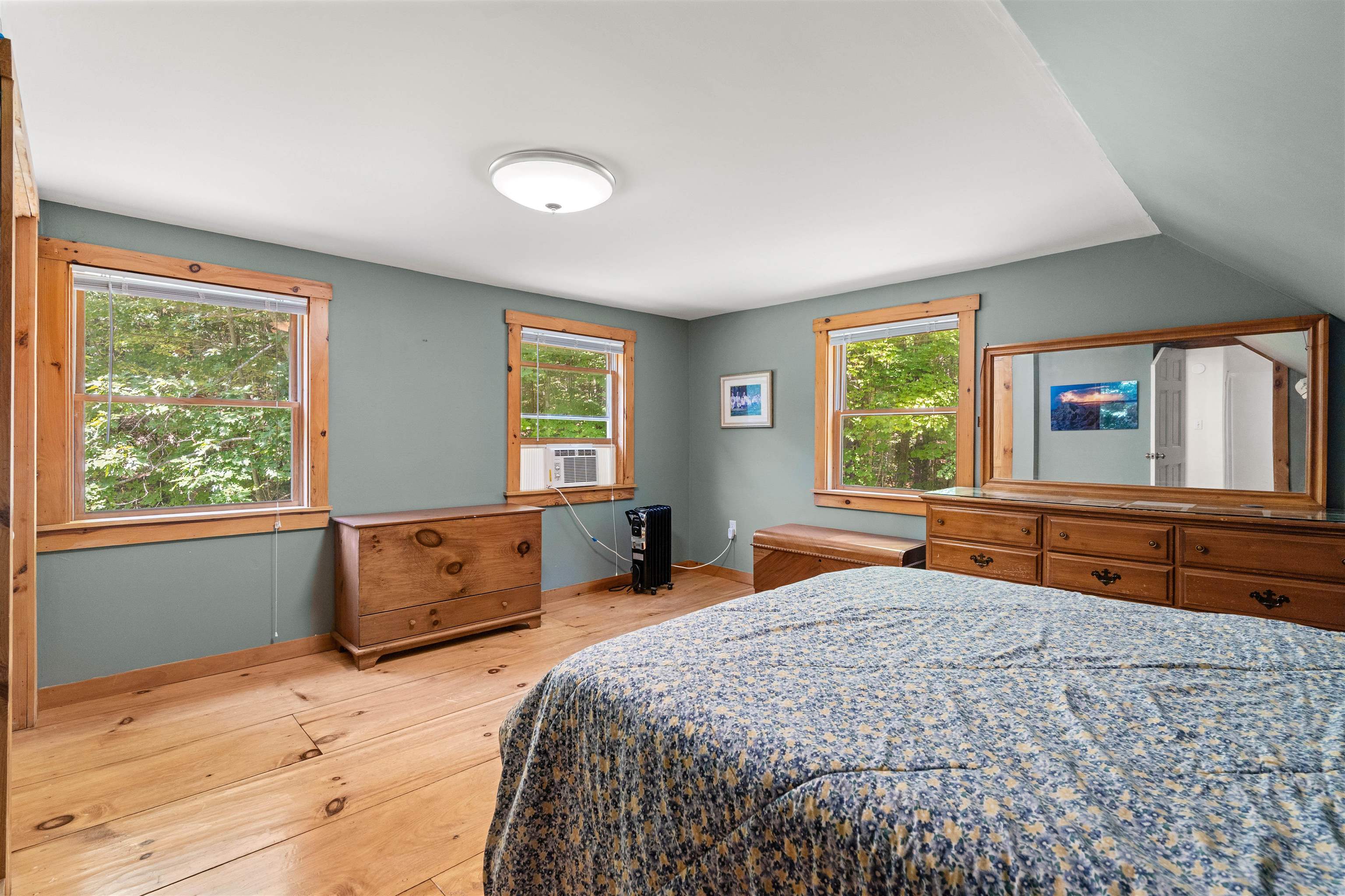 1811 Hopkinton Road Hopkinton, NH 03229 - Photo 29 of 53