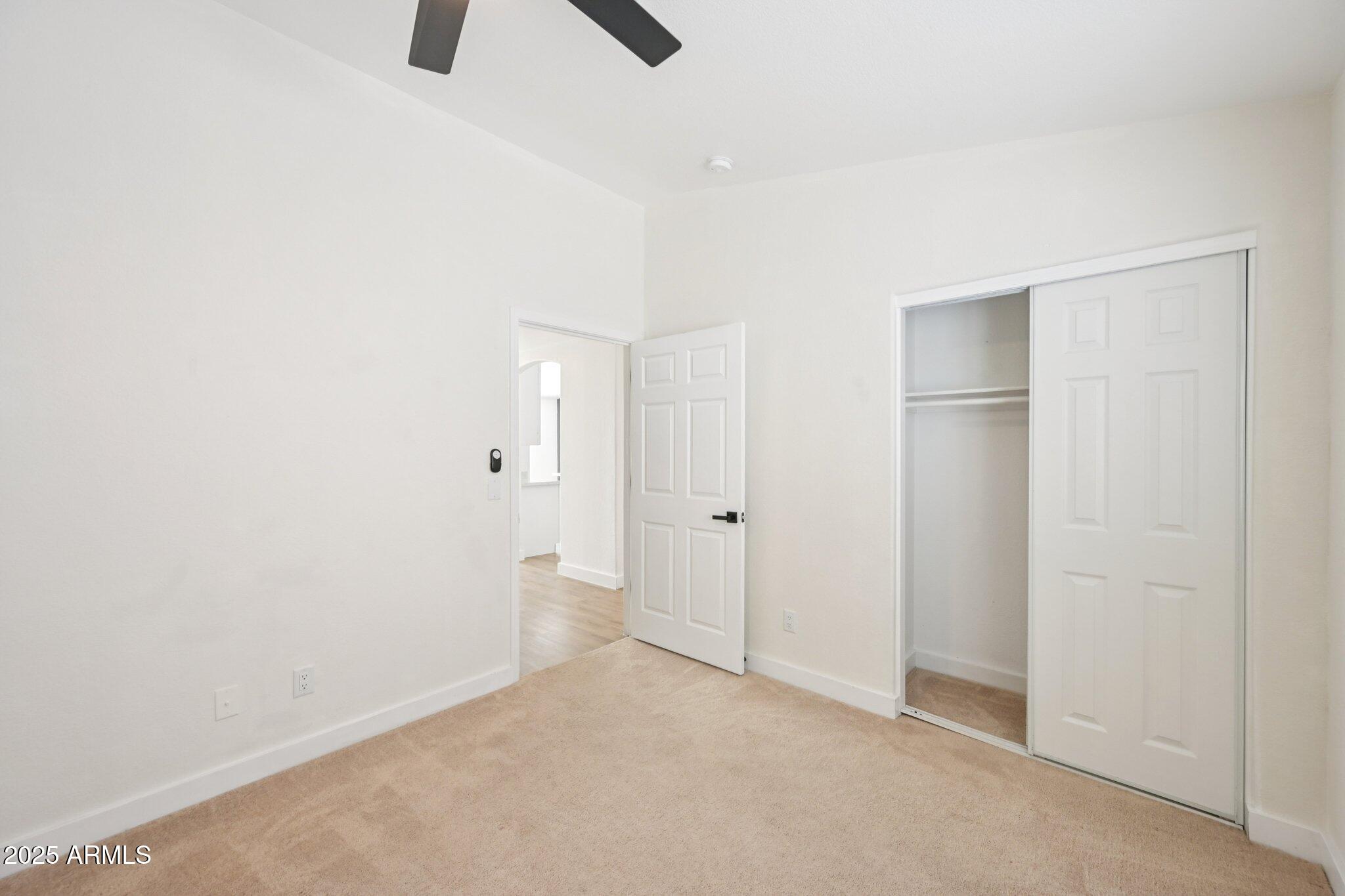 2139 West Tracy Lane Phoenix, AZ 85023 - Photo 29 of 48 26-web-or-mls-W Tracy Ln-S0212-026