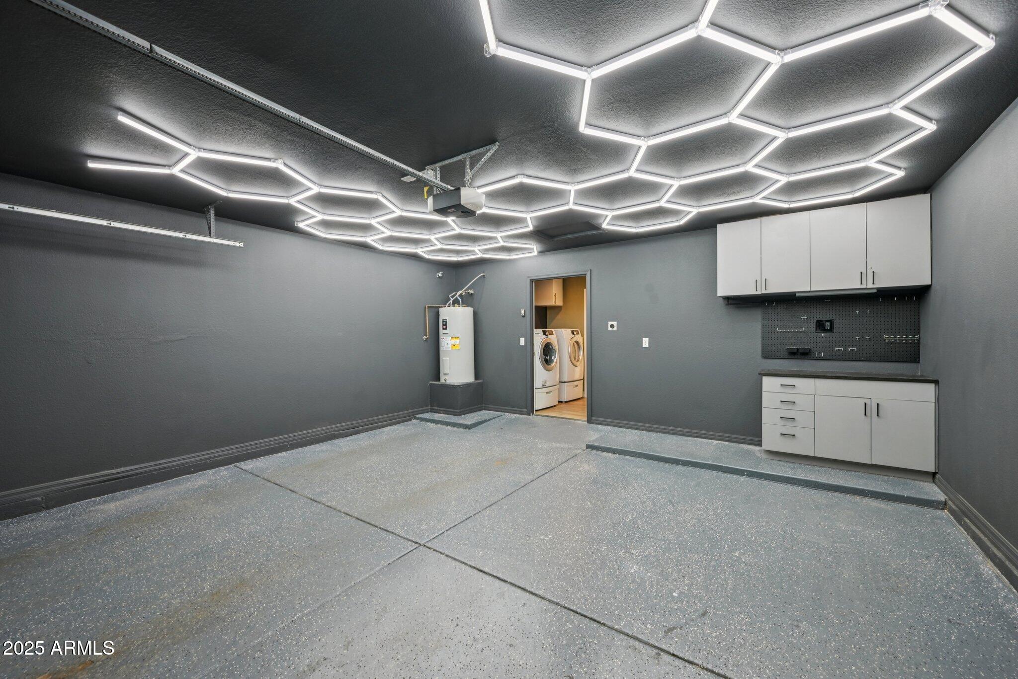 2139 West Tracy Lane Phoenix, AZ 85023 - Photo 42 of 48 37-web-or-mls-W Tracy Ln-S0212-037