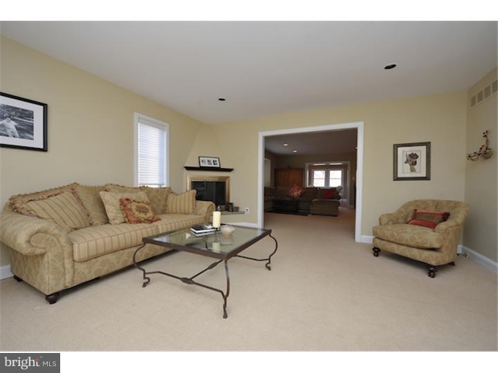 616 Foxfields Road Bryn Mawr, PA 19010 - Photo 4 of 21 Living Room