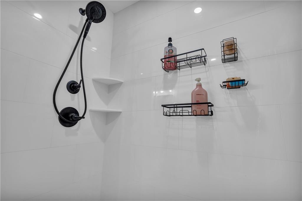 1334 Joe Bolton Road Commerce, GA 30530 - Photo 27 of 45 a picture of a room with a fan