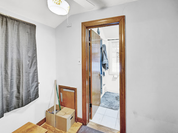 10748 S Avenue North Chicago, IL 60617 - Photo 18 of 19