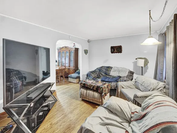 $225,000 | 10748 S Avenue North, Chicago, IL 60617