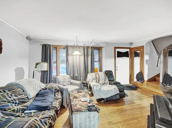 $225,000 | 10748 S Avenue North, Chicago, IL 60617