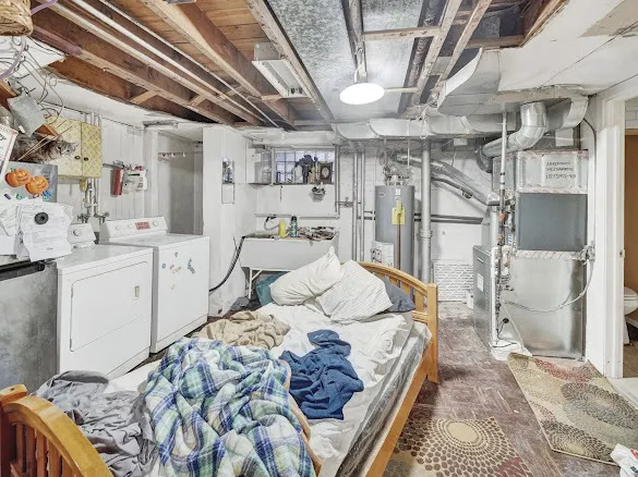 $225,000 | 10748 S Avenue North, Chicago, IL 60617