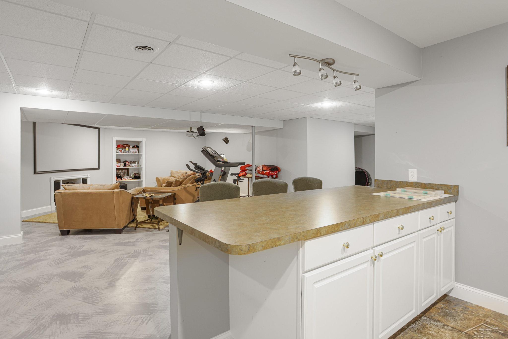 4087 Autumn Ridge Saginaw, MI 48603 - Photo 43 of 66 50087237-42.JPG