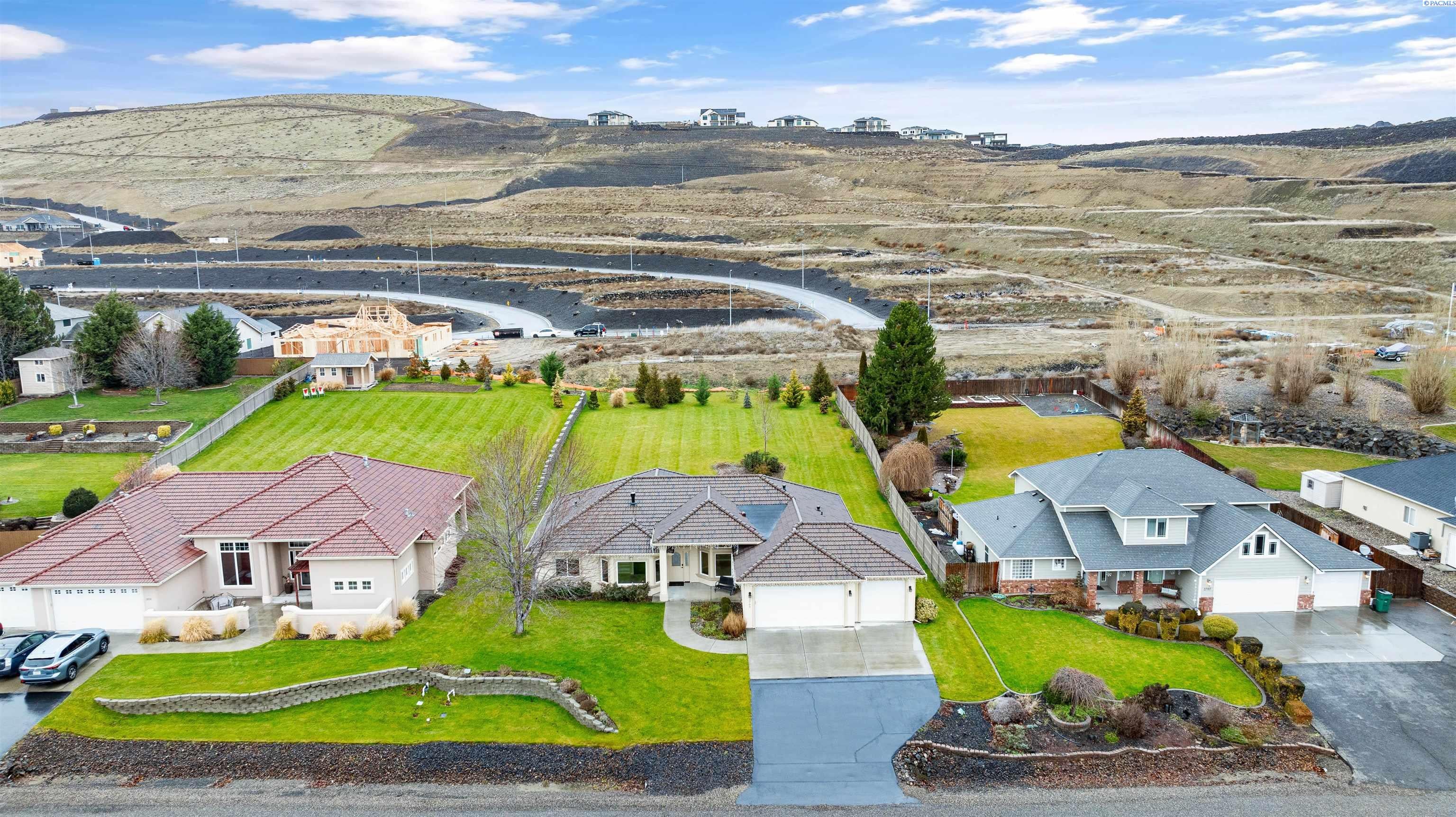 2703 Katie Road Kennewick, WA 99338 - Photo 8 of 45 Gallery Image 8