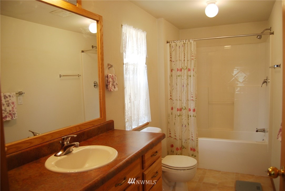 13640 Entiat River Road Entiat, WA 98822 - Photo 14 of 18 Gallery Image 14
