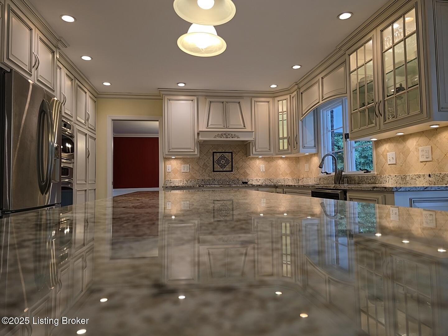 5314 Hempstead Road Louisville, KY 40207 - Photo 14 of 69 DJI_20250905_154011_96