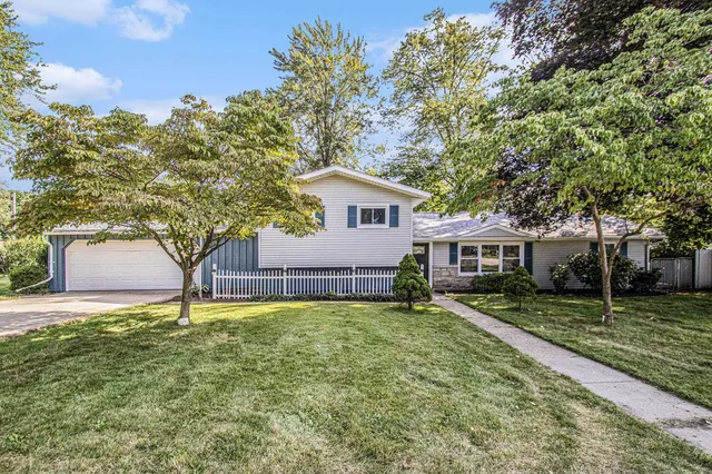 $294,900 | 29942 Connecticut Avenue, Elkhart, IN 46516