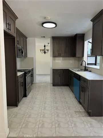 $3,700 | 15 Skyline Lane, Phillips Ranch, CA 91766