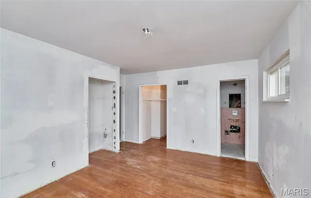 $274,900 | 8637 Mayflower Court, St. Louis, MO 63132